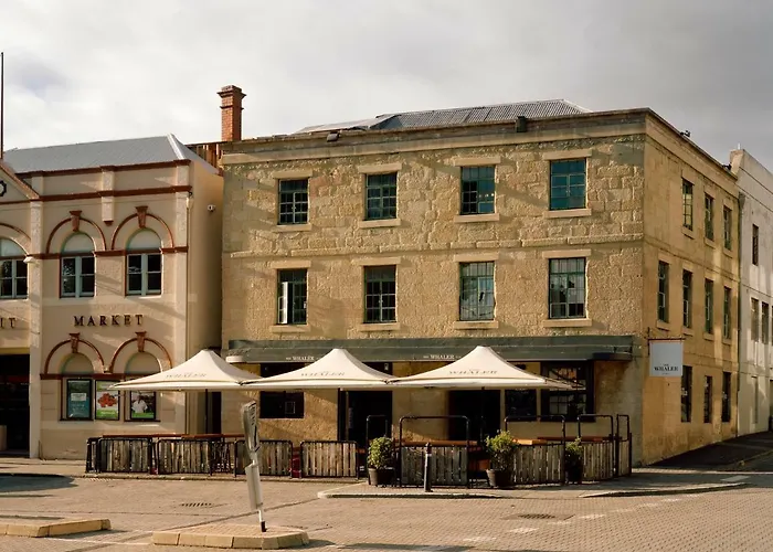 Cheap hotel: Moss Hotel