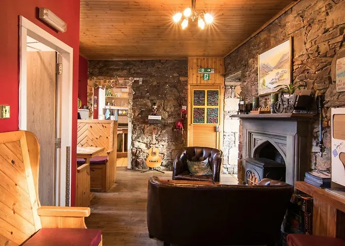 Hotel near College: Bazpackers