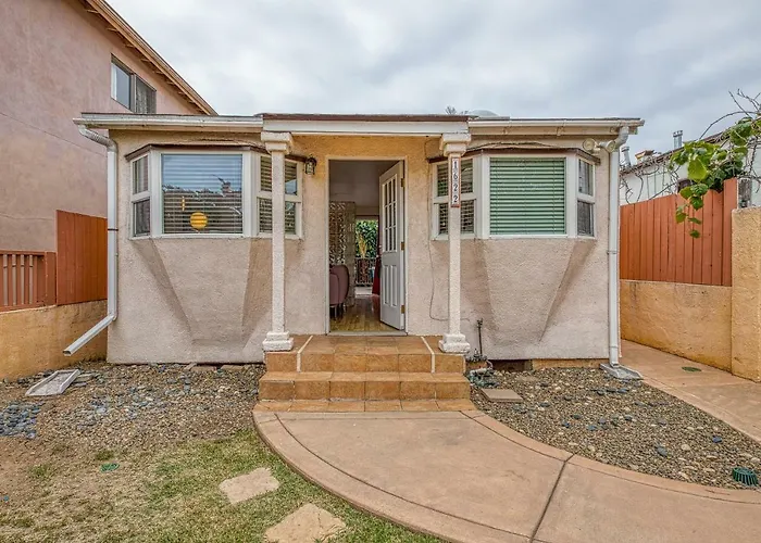 Cottage By Mission Bay