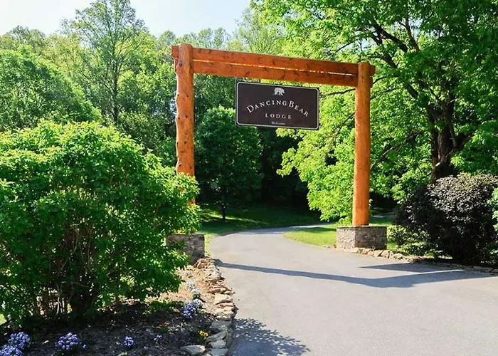 Dancing Bear Lodge