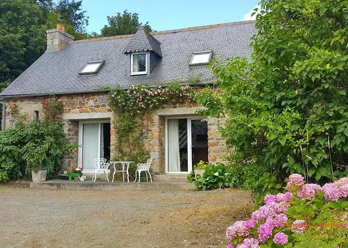 Manoir de Kerguezennec Holiday Home