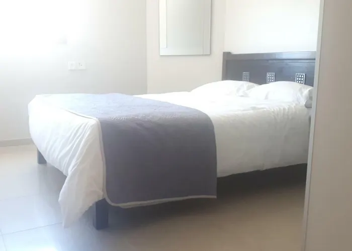 Apartment 2 Bedrooms Central Location