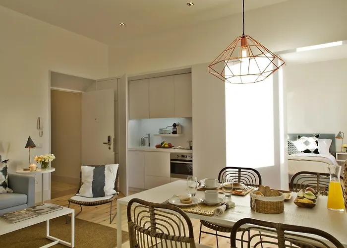 Lisbon Five Stars Apartments Combro 77