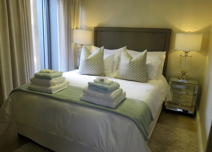 Family Hotel: Island Way Villa