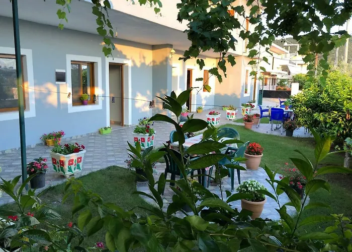 Green Garden Villa