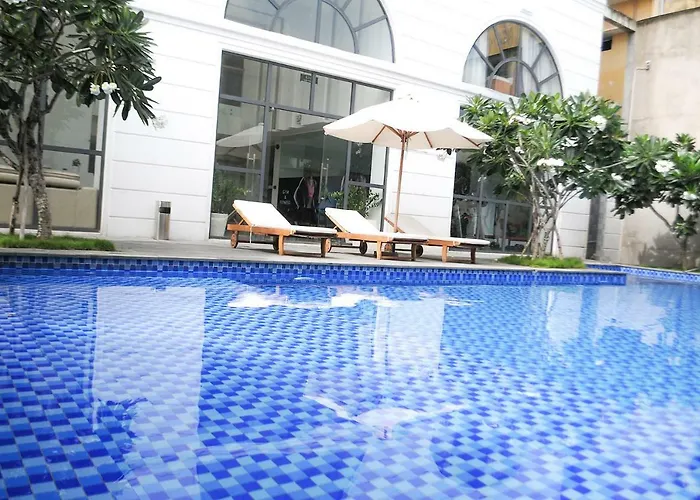 Apartments Saigon Garden Hill Resort &