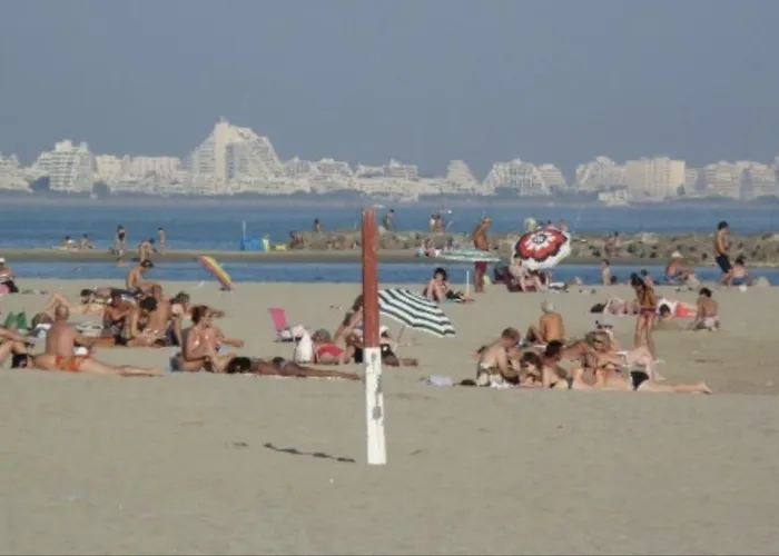 Exceptionnel ! Appartement vue imprenable sur mer.