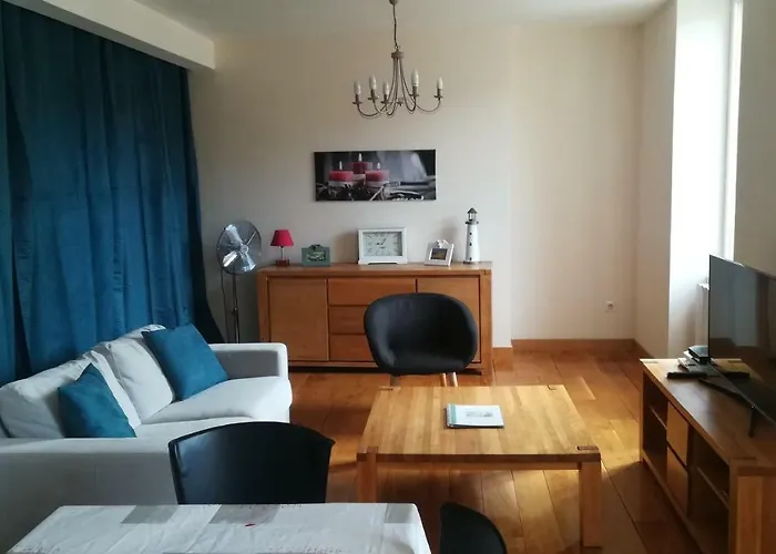 Un Joli Pied a Terre