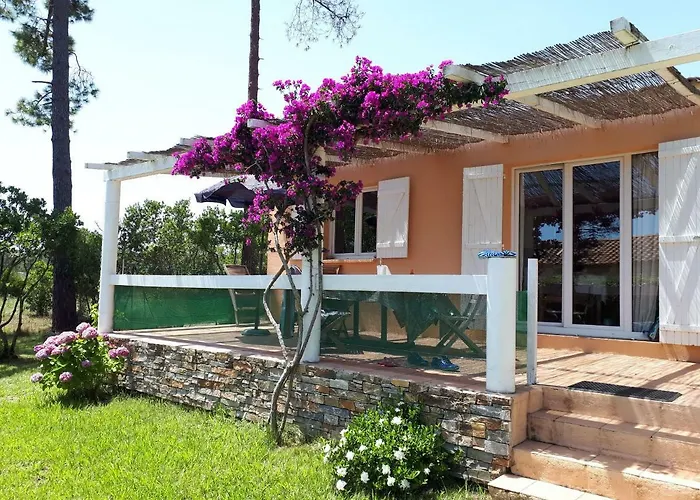 Mini Villa à 100m de la mer avec prise de recharge privative 3,6kw