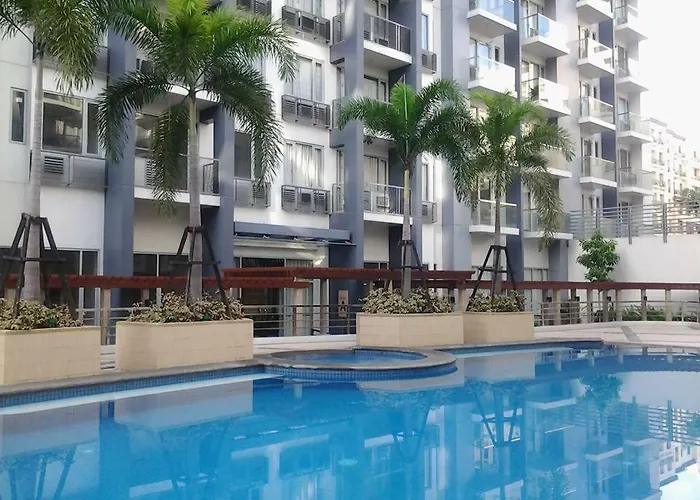 One Palm Tree Villas