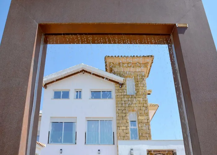 Apartamentos Rurales El Lago