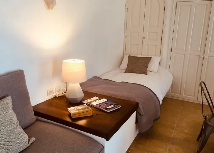 Studio-Style Country Casita