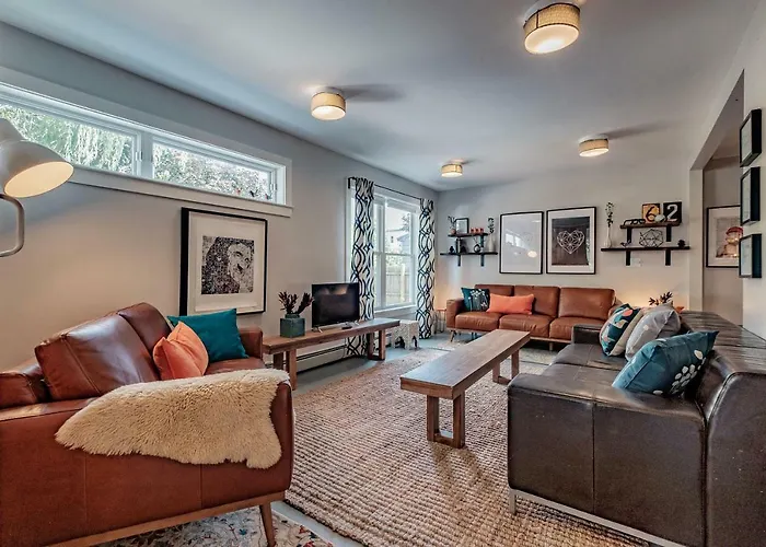 Monument Garden Sweet