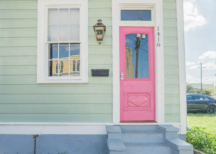 Crescent City Cottage