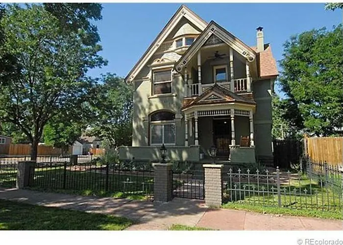 Queen Anne Victorian In The Heart Of Denver