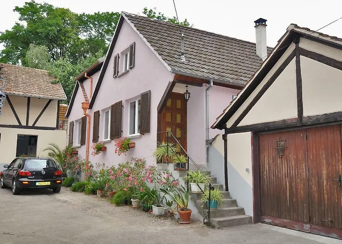 LA MAISON FLEURIE Gîtes du Florimont