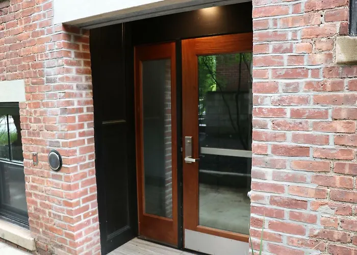 A Stylish Stay W/ A Queen Bed, Heated Floors.. #26