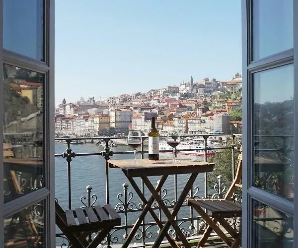 Porto View By Patio 25