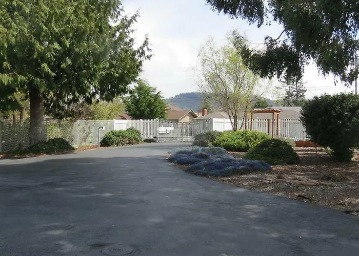 Tanbark Shores Guest Suite