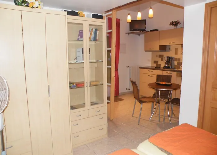 Villa Liamone Studio Fuer 3 Personen , 400 M Vom Strand, Pool, Klimaanlage