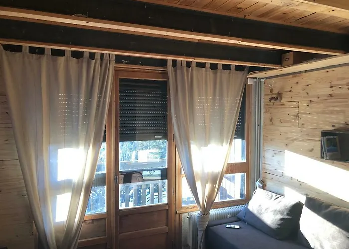 Grand Studio Duplex Mezzanine.