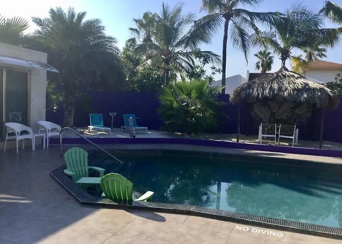 Hotel: Sandcastle Beach Apartments