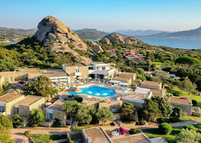  Grand Relais Dei Nuraghi (Adults Only)