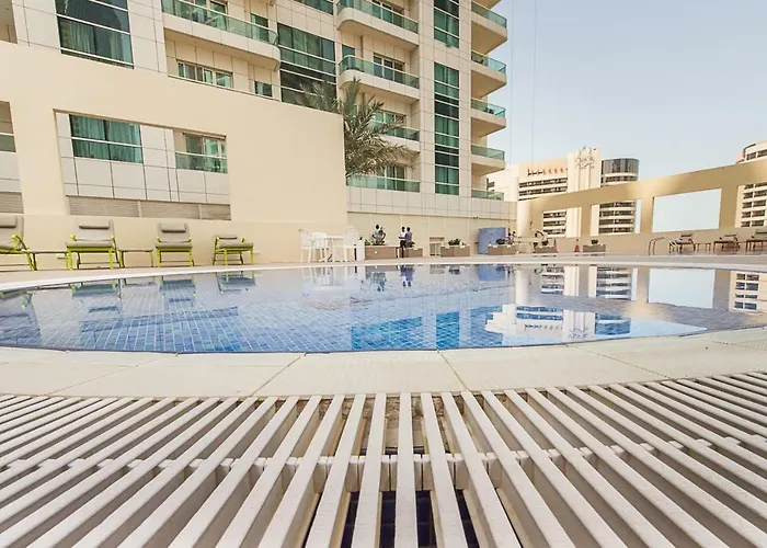 Studio Apartment In Jumeirah Beach Residence By Deluxe Holiday Homes
