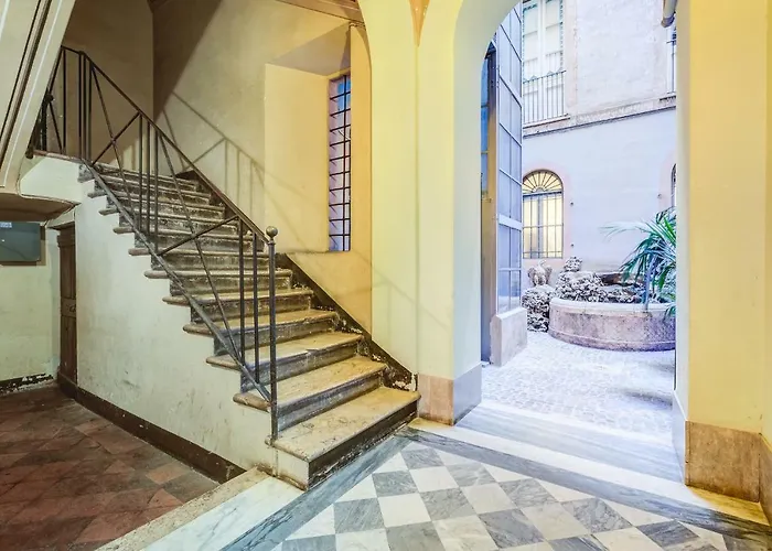 Guesthost - Spanish Steps Luxury Apartment