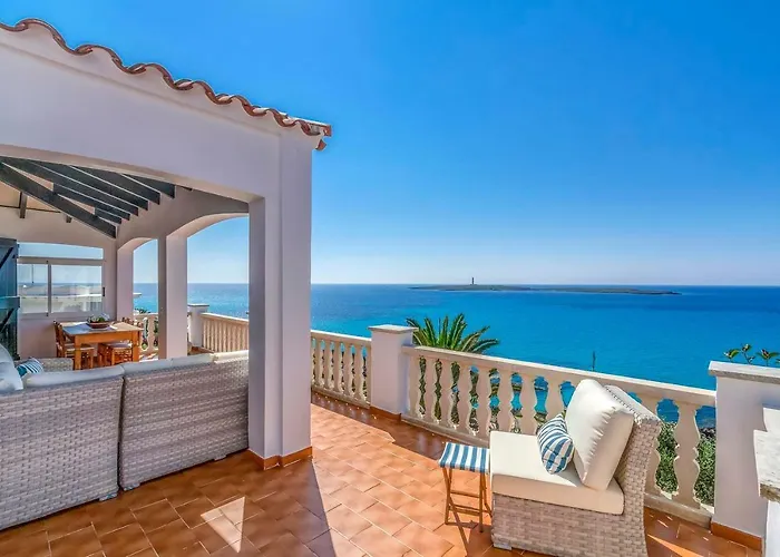 Villa Lola