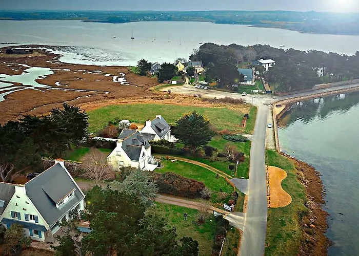 Le Cottage