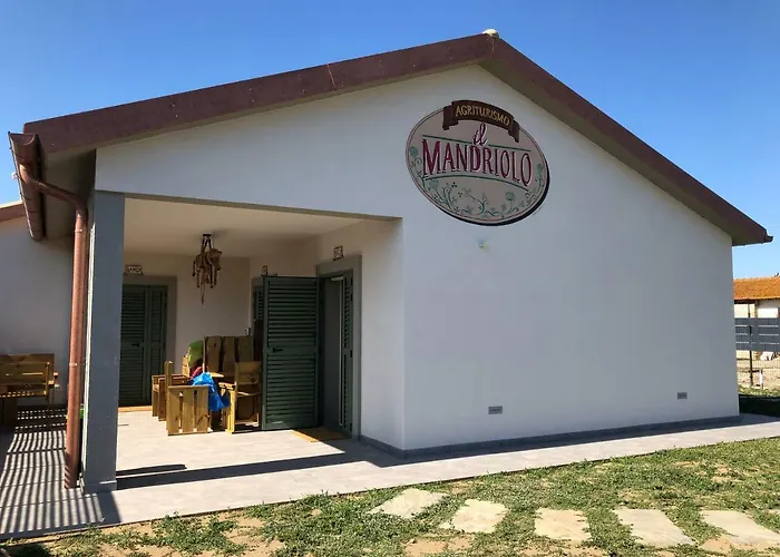 La villa: il Mandriolo