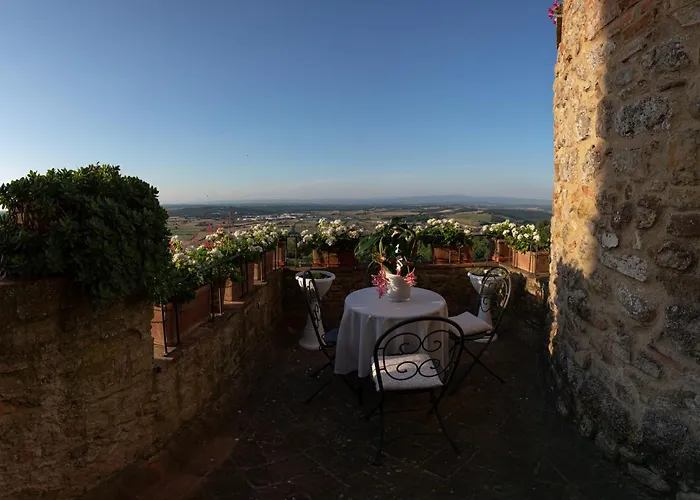 Residenza d'epoca Torre dei Serviti