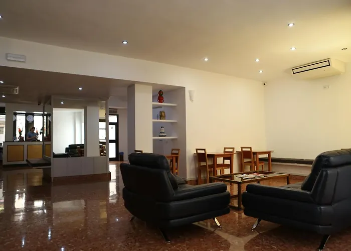 Hôtel bon marché: Hotel Alguer Camp Nou