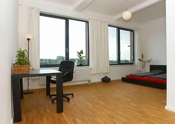 Spacious Studio Apartment Friedrichshain