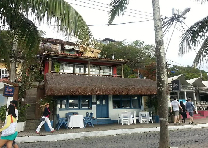 Bardot Apartamentos