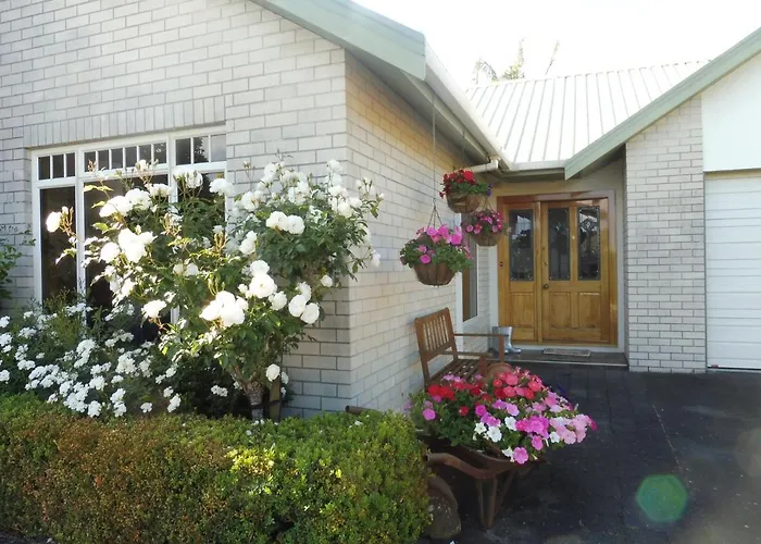 Hideaway Off Heta