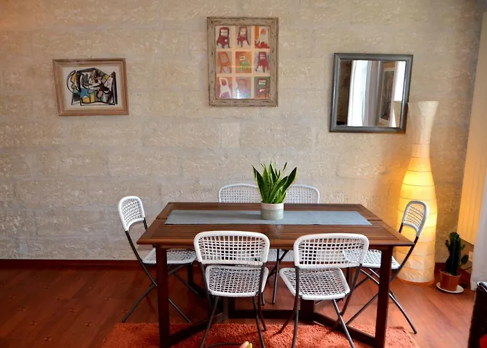 Bel appartement Villeneuve Lès Avignon