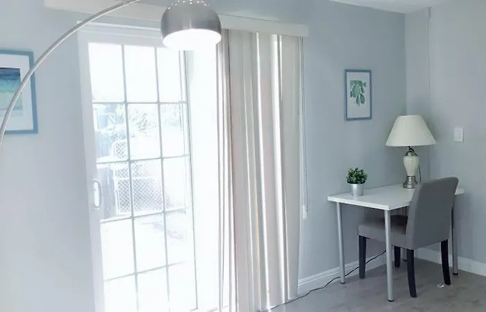 Pasadena Suite With Private Entrance