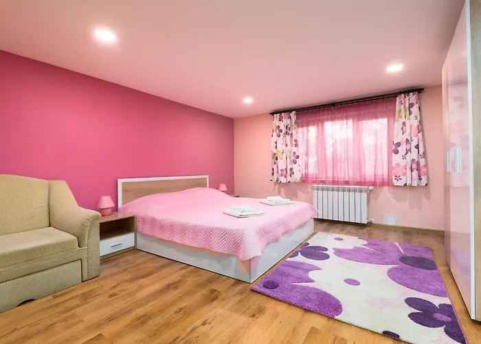 Serdika Round Tower Apartments
