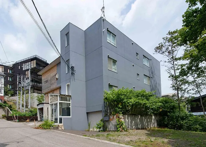 Sakura Apartments