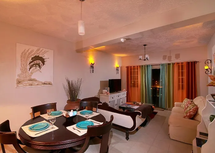 Atlantic Breeze Apartments, Canouan Island