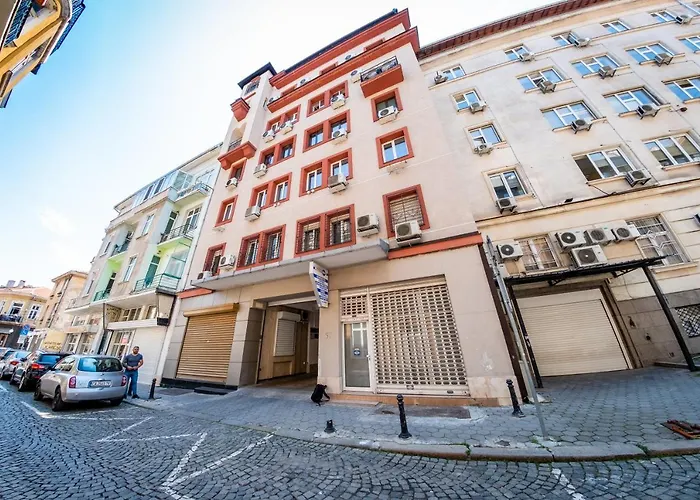 Sofia Violet Life Apartment