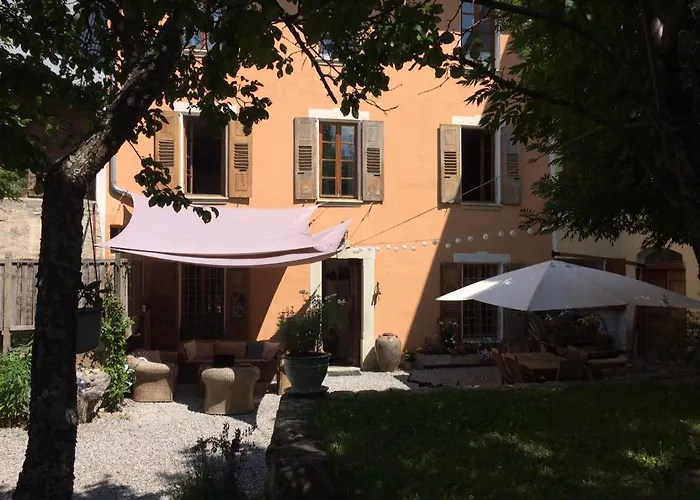Hôtel: Le Val d'Ailleurs