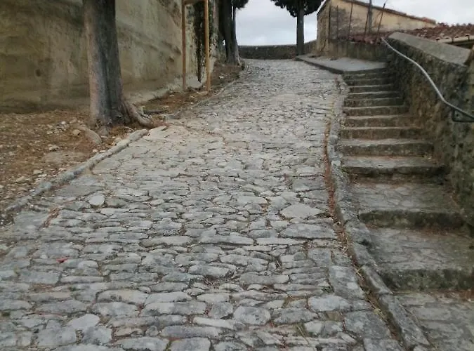 Le Petit Ventoux Village