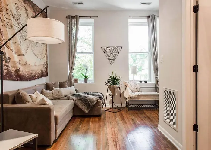 ✪ Cozy 1 Bedroom Close To Downtown Chicago ✪