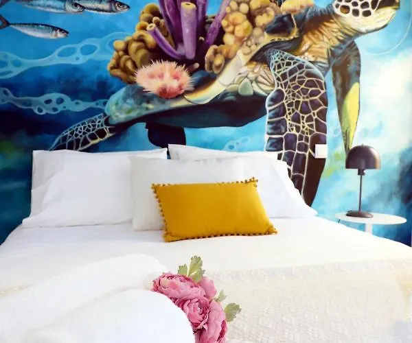 Alojamento com o café da manhã Apenas: Le Jardin Secret De Faro Guesthouse