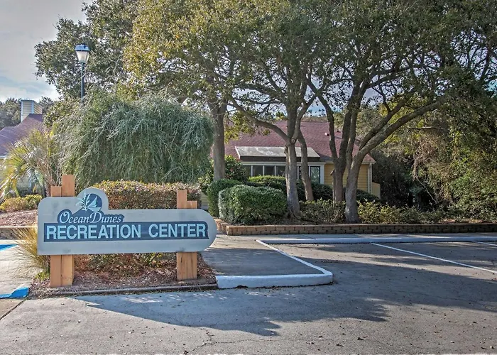 Ocean Dunes Kure Beach Condo W/ Balcony & Pool