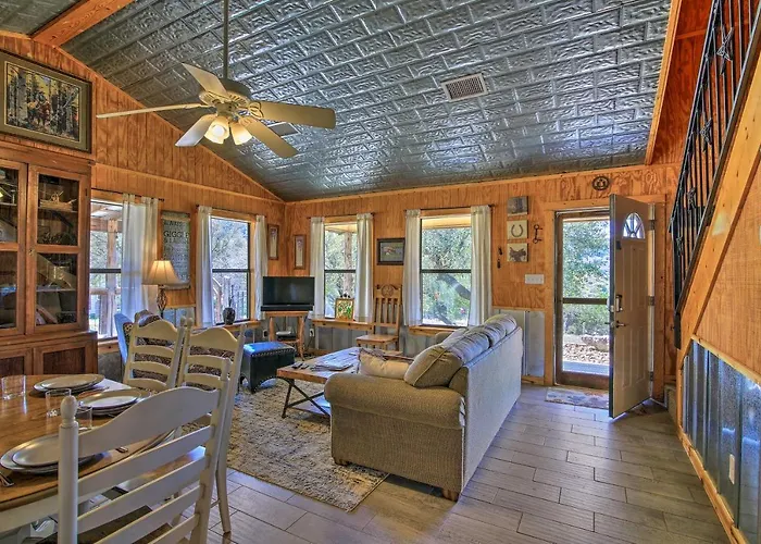 Two Cozy Medina Cottages, Game Room, Mountain View