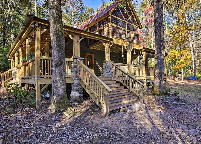 Tubes & Outdoor Games: North Georgia Mtn Retreat